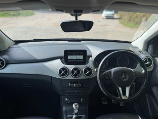 /photos/13174/f8435f8c-401c-4163-a8e2-2464688bd1f4_i320x240.jpg